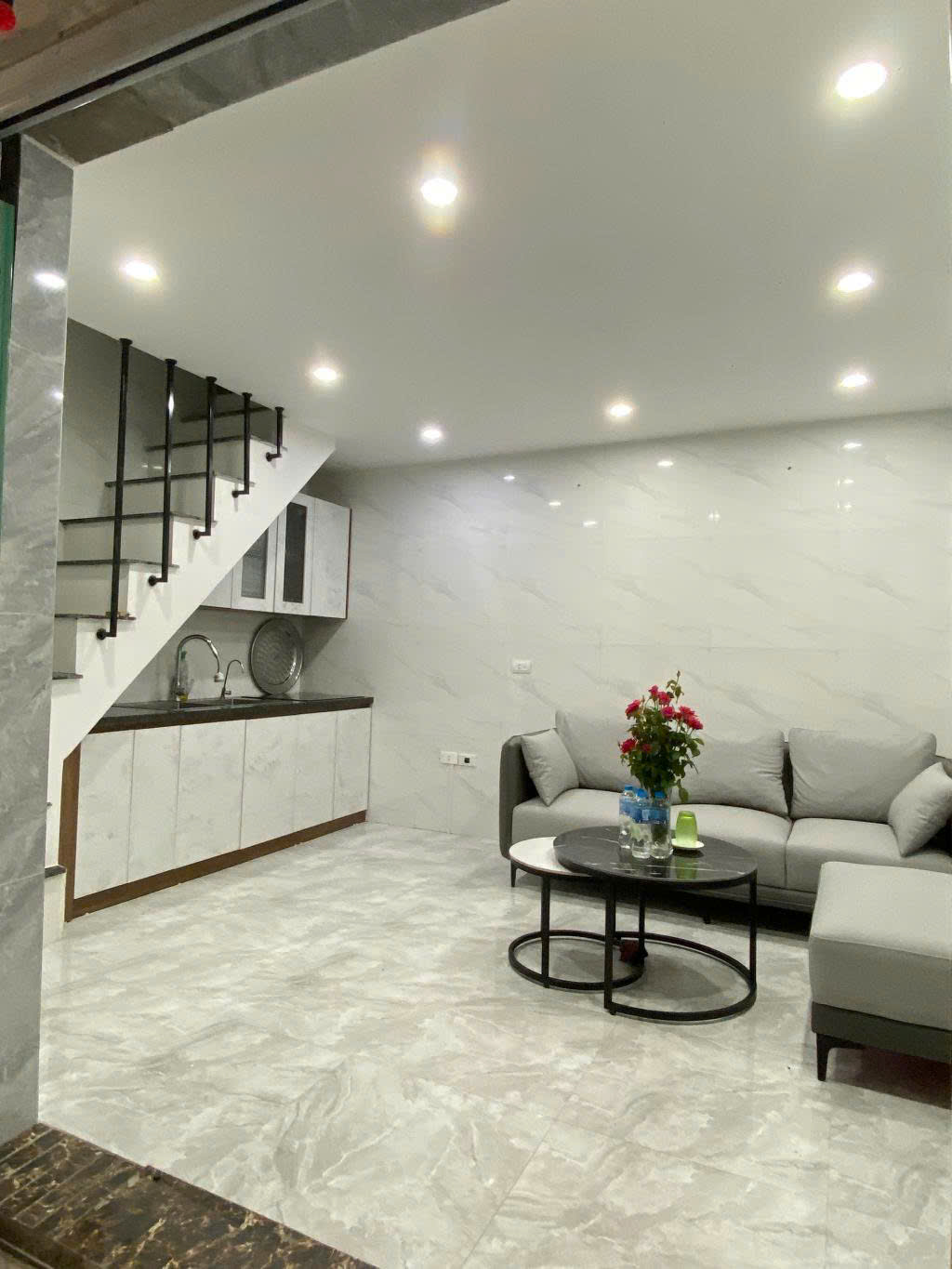 NHANH!!! NHÀ Tân Mai 22m 4 Tầng - Lô Góc - NGÕ THÔNG - 3 BƯỚC RA CHỢ HƠN 3 TỶ - Ảnh 1